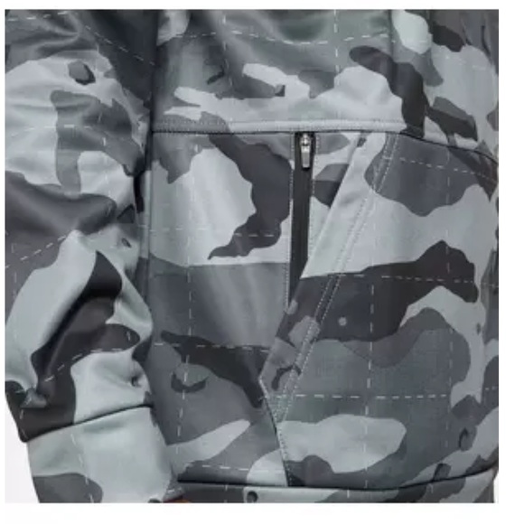 Nike Men's Therma-FIT Pullover Camo Training Hoodie M DD1757-084 - Picture 5 of 12